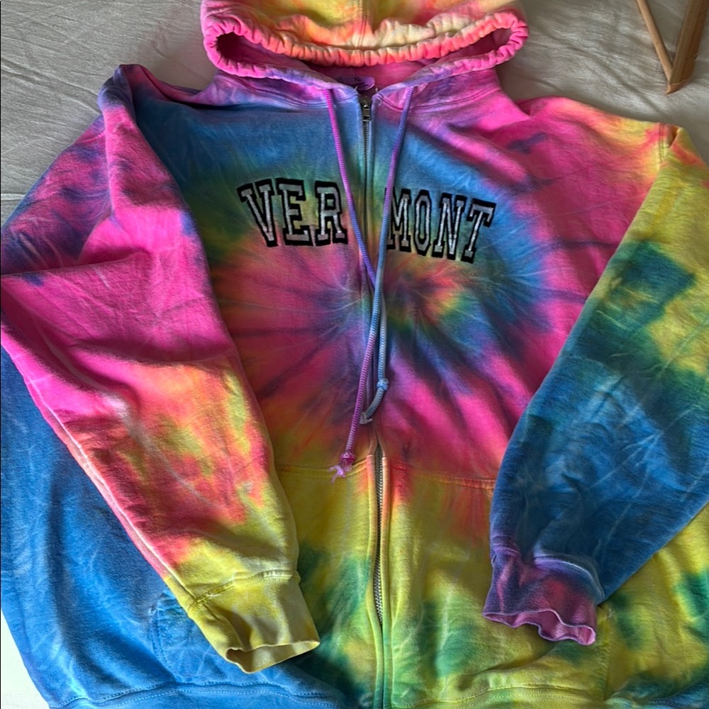 Vermont Tie-Dye Hoodie - Multicolor